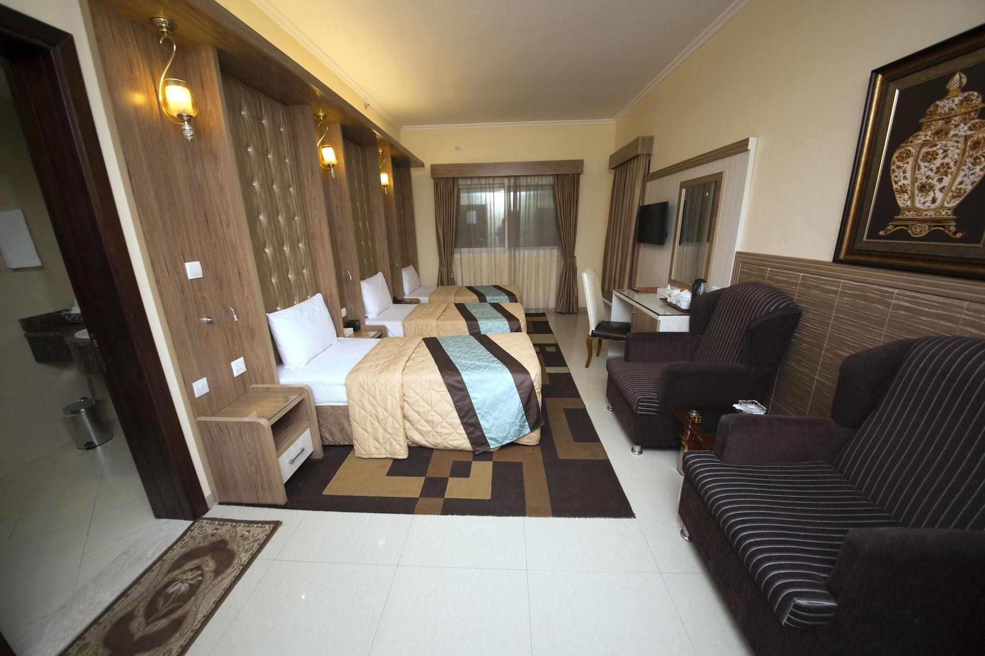 Naif Fort Hotel Dubai Exterior photo