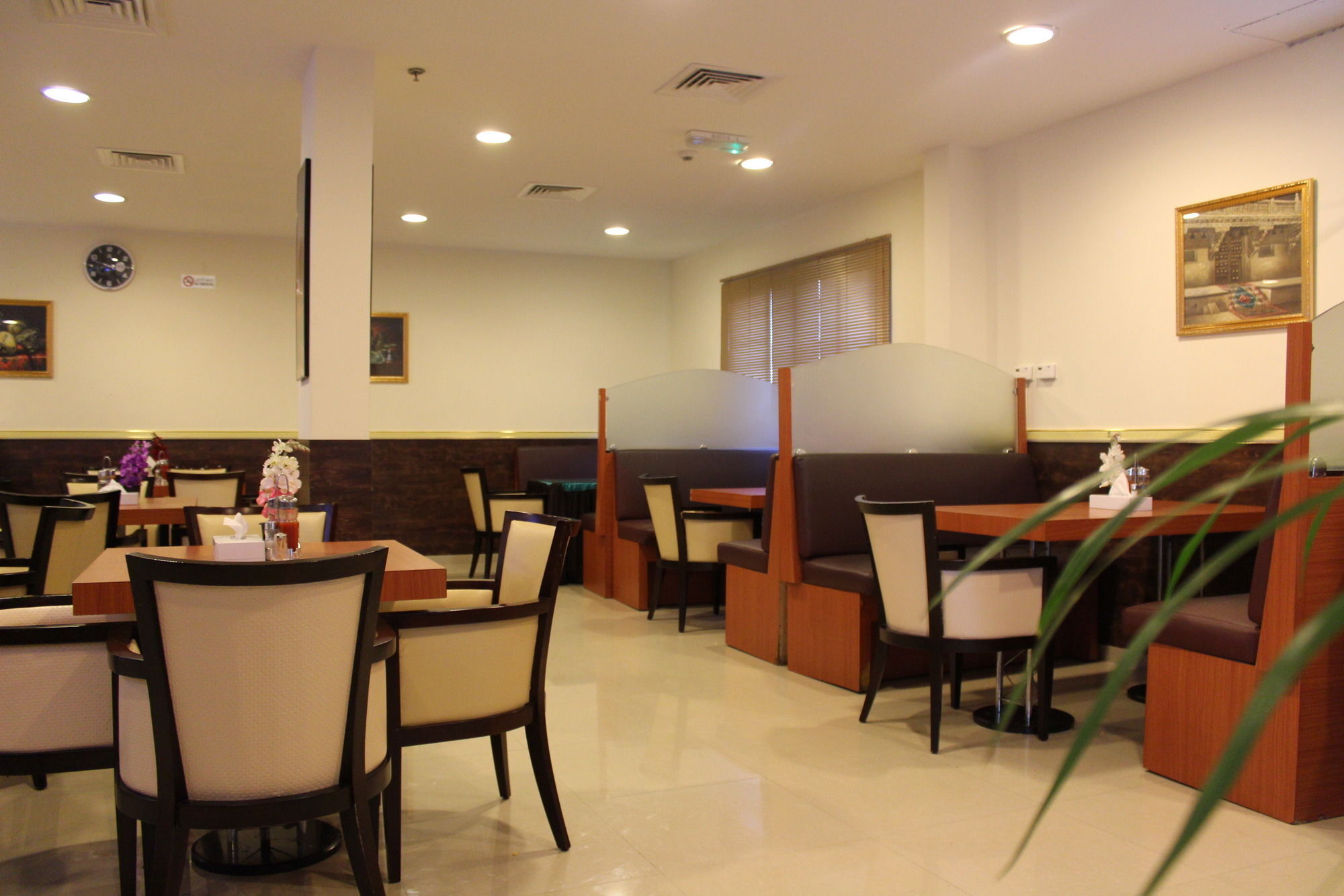 Naif Fort Hotel Dubai Exterior photo